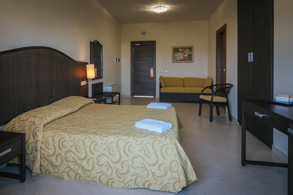 Hotel Costa Azul Balestrate Eksteriør bilde