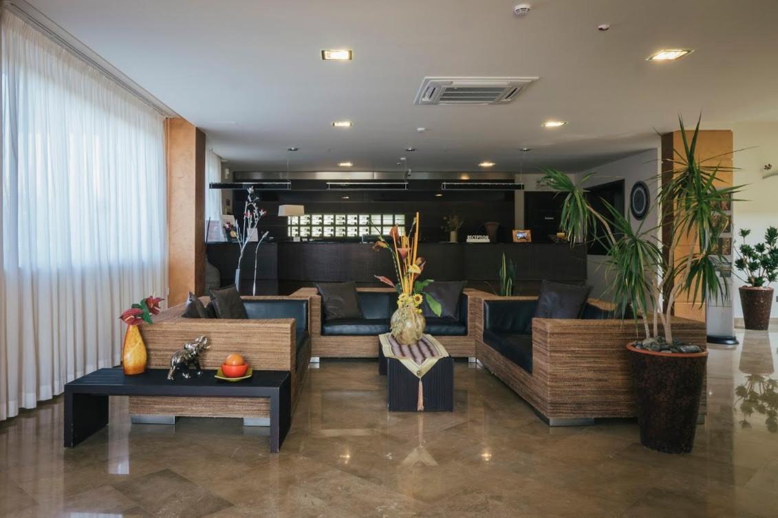 Hotel Costa Azul Balestrate Eksteriør bilde